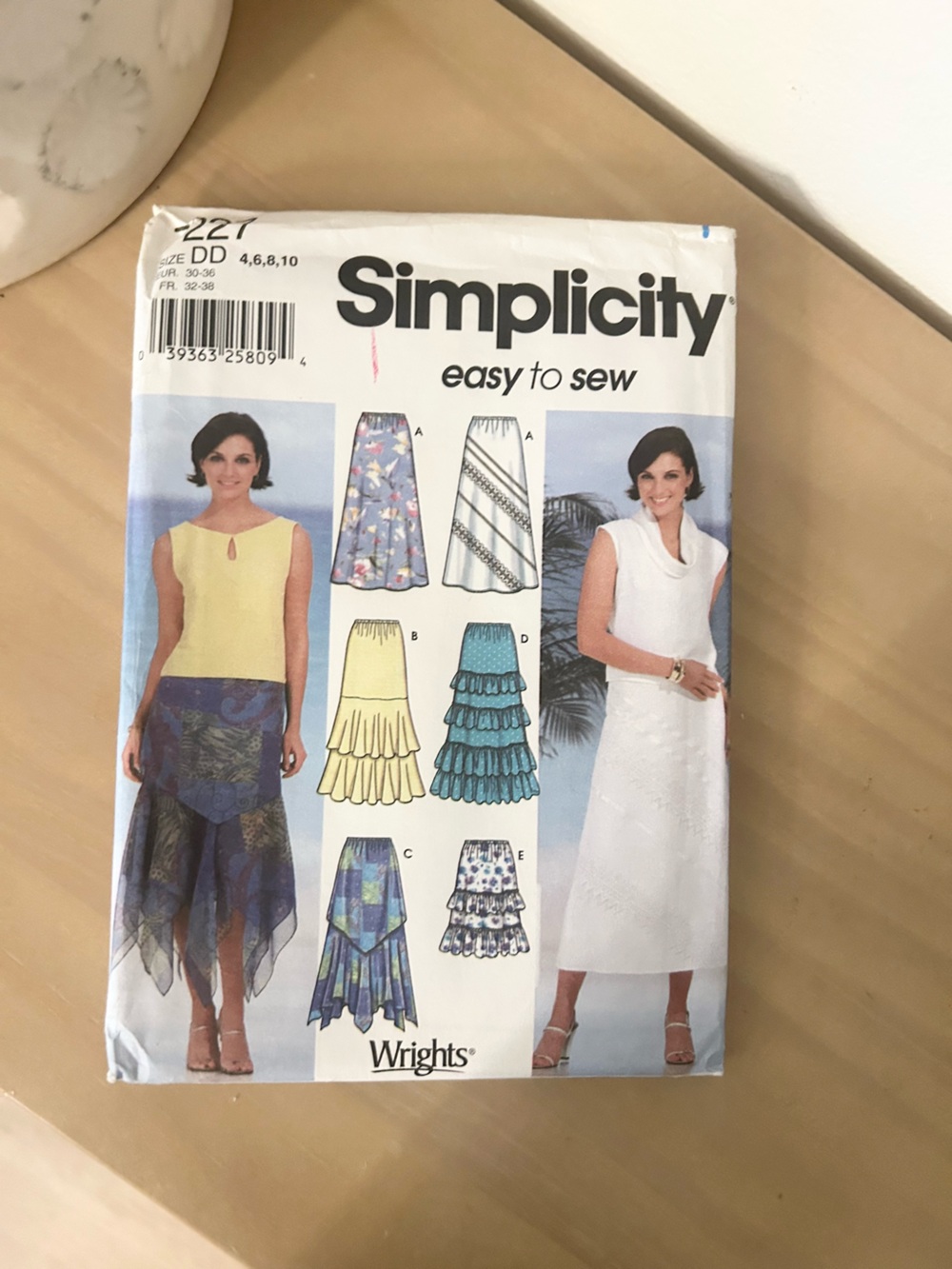 Vintage Simplicity 7227 Misses Easy-to-Sew Skirt Sewing Pattern Sizes 4–10